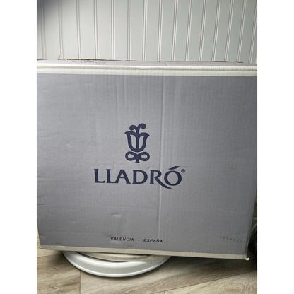 Lladro Christmas Journey 1813 Santa Globe Limited Edition Figurine New Box