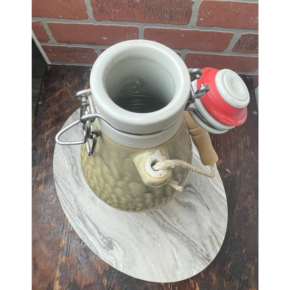 Growler, Beer Handmade Stoneware P. Wamsley Studio Pottery Ash Drip Glaze Lidded
