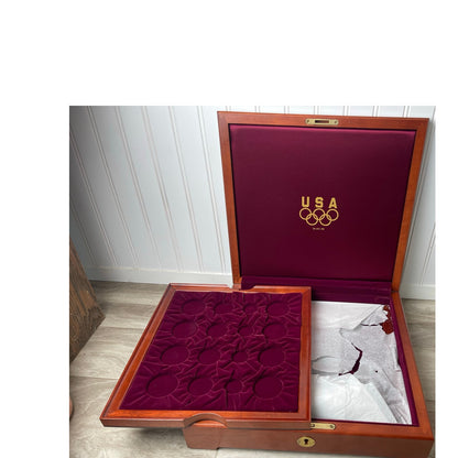 Coin Display Box US Mint Olympic Wood  Great Seal Eagle 2-Tray Mahogany VTG Case
