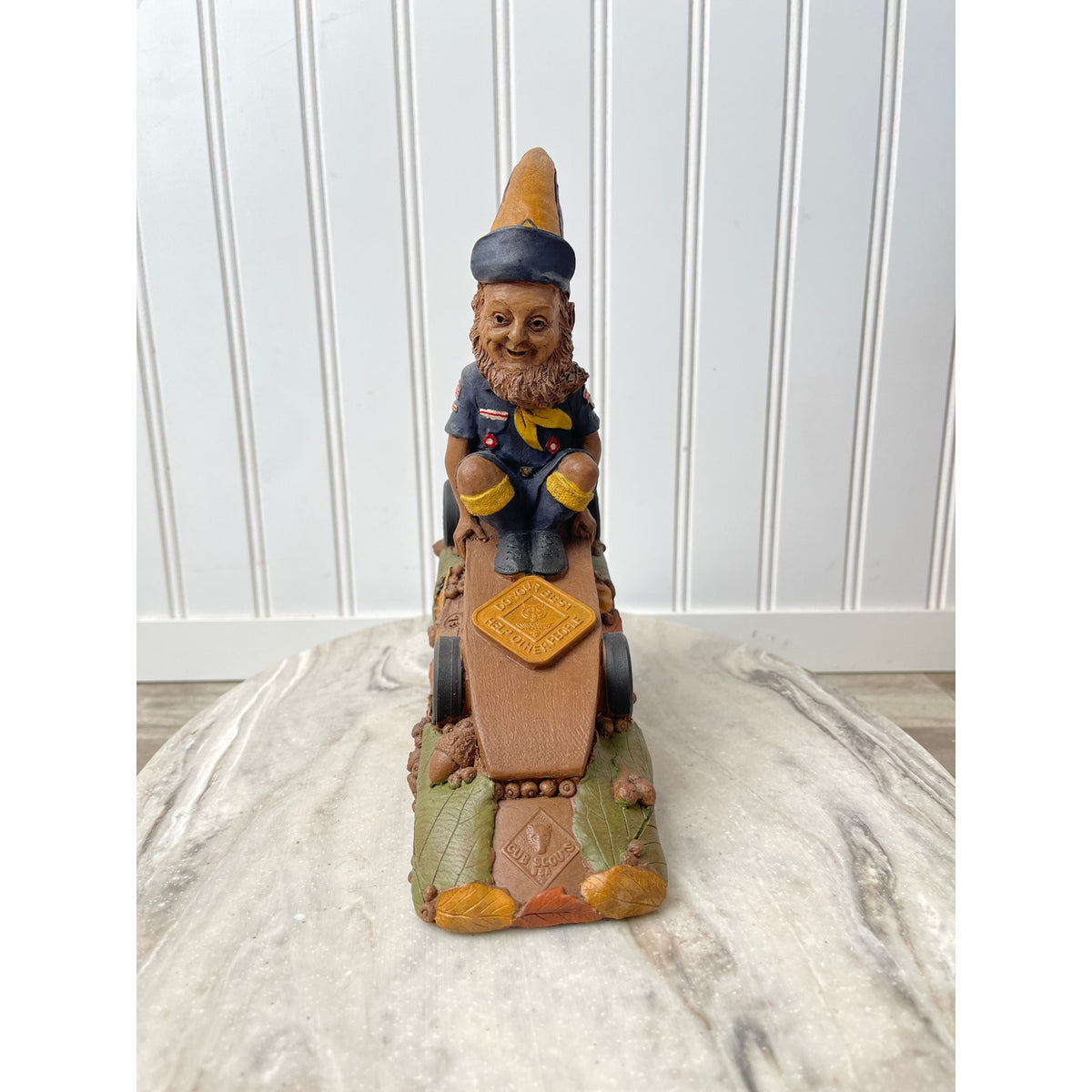 Tom Clark Cub Scout Gnome 2035 Pinewood Derby Signed Vintage 1990 Cairn Studio
