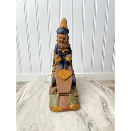 Tom Clark Cub Scout Gnome 2035 Pinewood Derby Signed Vintage 1990 Cairn Studio