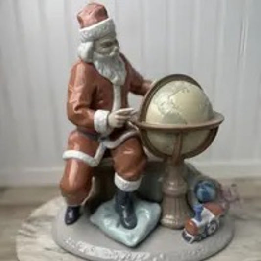 Lladro Christmas Journey 1813 Santa Globe Limited Edition Figurine New Box