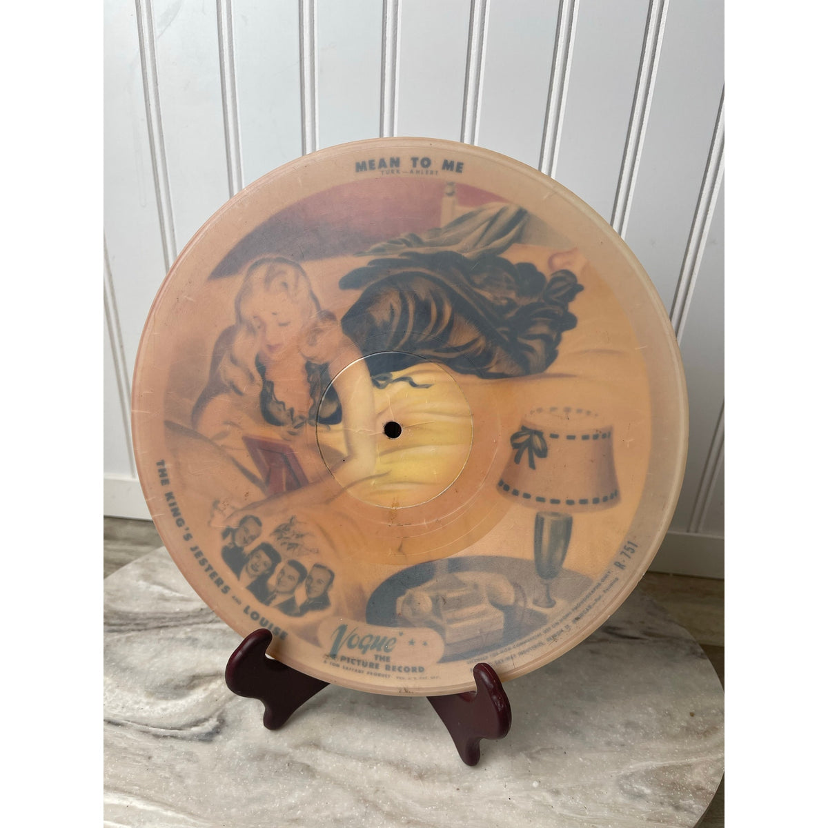 Vogue Picture Record R751 Humphrey Sweet Singing Pig Mean to Me 78 RPM VTG 10"