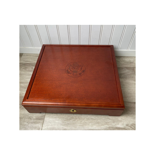 Coin Display Box US Mint Olympic Wood  Great Seal Eagle 2-Tray Mahogany VTG Case