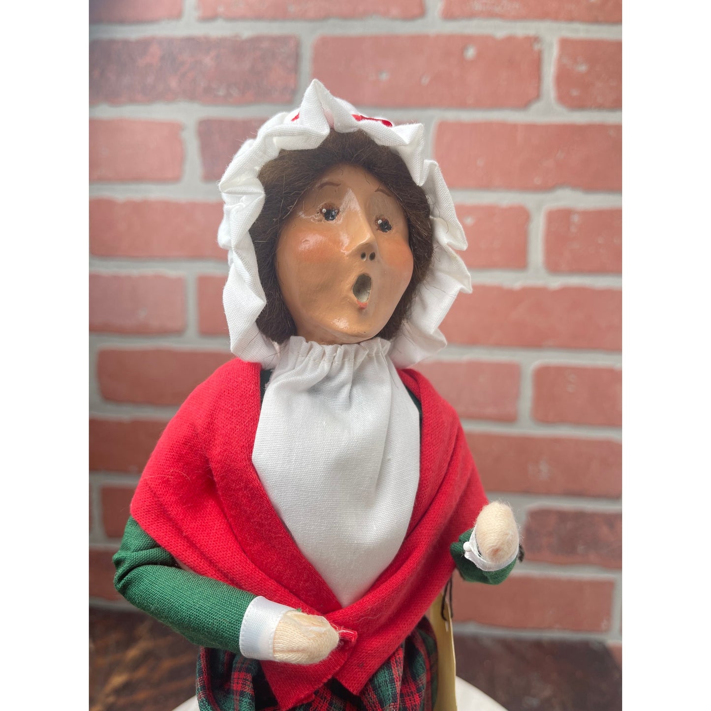 Byers Choice Mrs Cratchit Second Edition Caroler Doll Green Red Vintage 1996