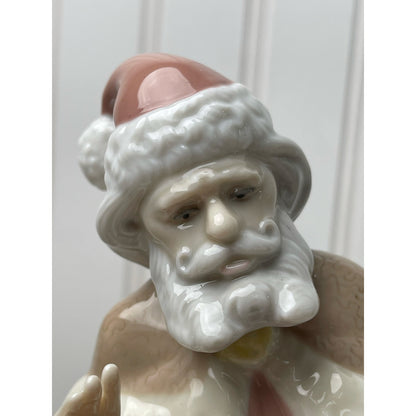 Lladró 5711 A Christmas Wish Santa Claus Figurine 7.5" Retired 1990 w/ Box Mint